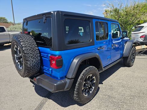 Used 2024 Jeep Wrangler Unlimited Rubicon 4xe AWD/4WD image 5