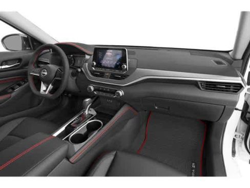 Used 2023 Nissan Altima 2.5 SR FWD image 18