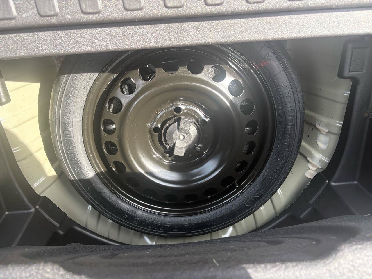 Used 2024 Chevrolet Equinox LT FWD image 53