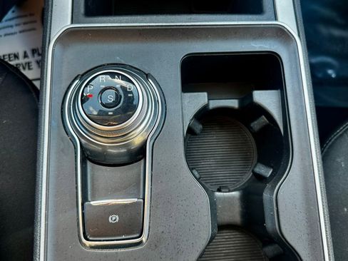 Certified 2022 Ford Edge SE image 29