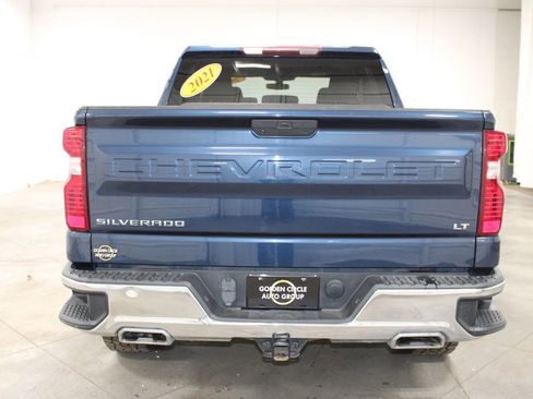 Used 2021 Chevrolet Silverado 1500 LT w/ Z71 Off-Road Package image 8