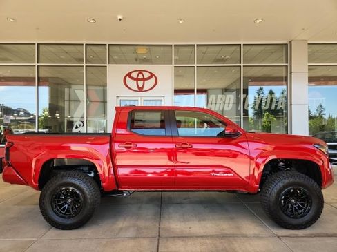 New 2026 Toyota Tacoma SR5 AWD/4WD image 3