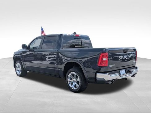 Used 2025 RAM 1500 Big Horn AWD/4WD image 7