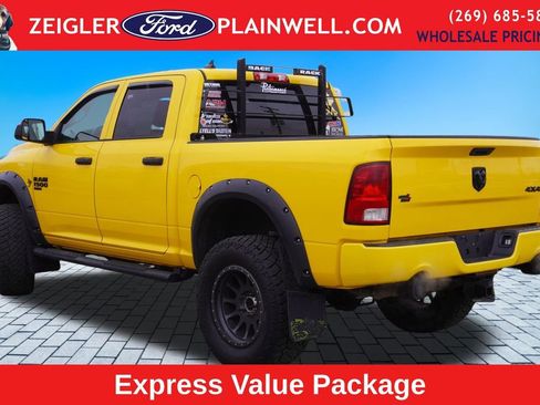 Used 2019 RAM 1500 Express w/ Wheel & Sound Group AWD/4WD image 3