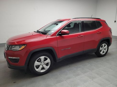 Used 2020 Jeep Compass Latitude image 2