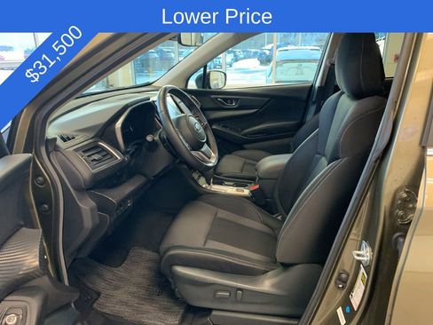 Certified 2024 Subaru Ascent Premium w/ Convenience Package image 3