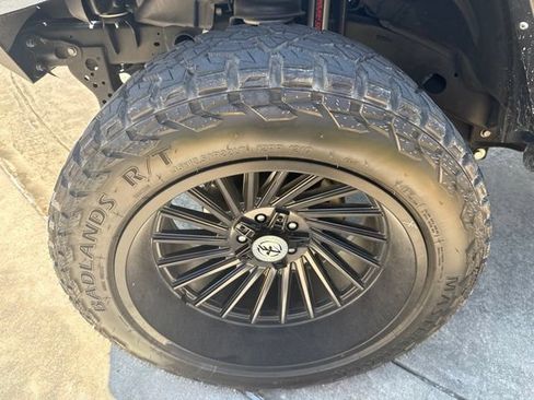 Used 2024 Jeep Wrangler Unlimited Sport AWD/4WD image 15