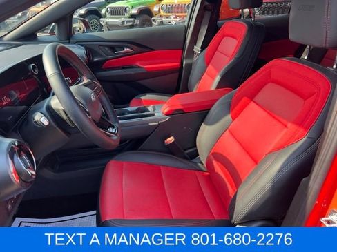 Used 2025 Chevrolet Equinox EV RS AWD/4WD image 20