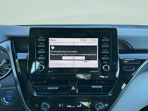 Used 2021 Toyota Camry LE image 22