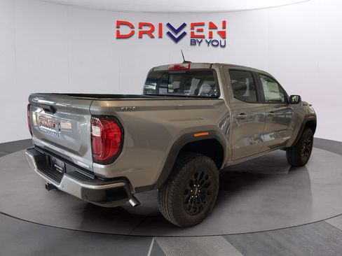 New 2026 GMC Canyon Elevation w/ Convenience Package image 4