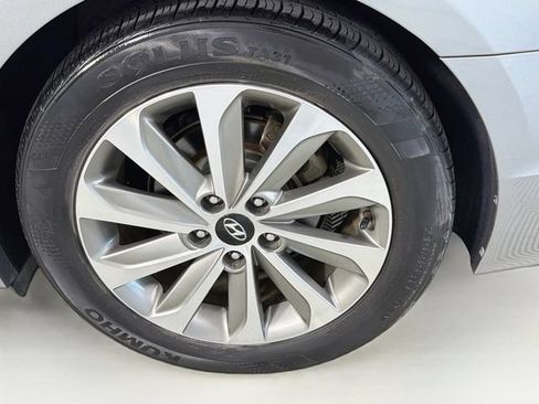 Used 2015 Hyundai Sonata Sport w/ Option Group 04 FWD image 31