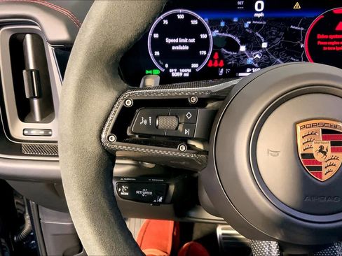 Used 2025 Porsche Cayenne GTS image 27