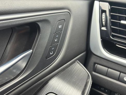 Used 2024 Nissan Rogue SL w/ SL Premium Package FWD image 18