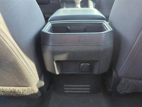 Certified 2024 Toyota Tacoma TRD Off-Road AWD/4WD image 18