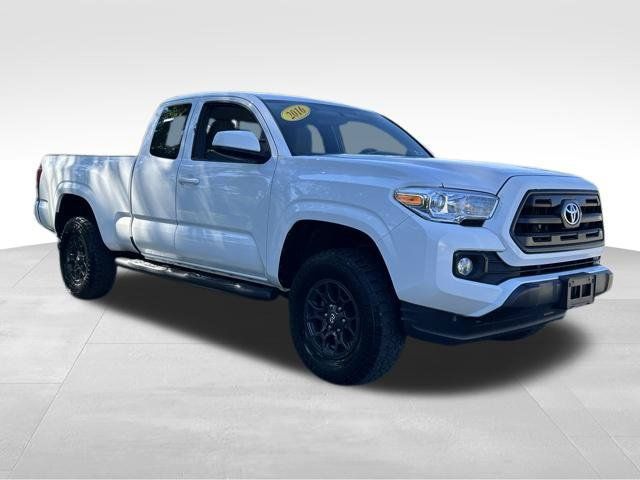 Used 2016 Toyota Tacoma SR w/ SR Convenience Package AWD/4WD image 7