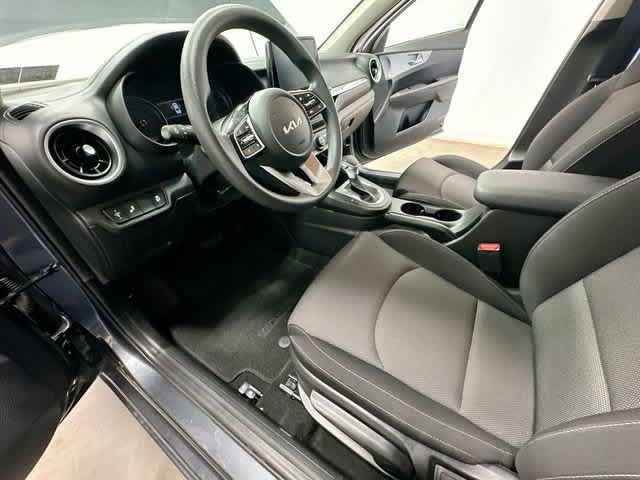 Used 2023 Kia Forte LXS w/ LXS Technology Package FWD image 14