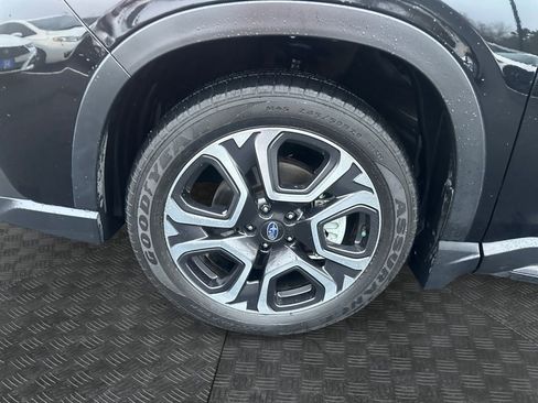 Used 2023 Subaru Ascent Limited w/ Technology Package image 14