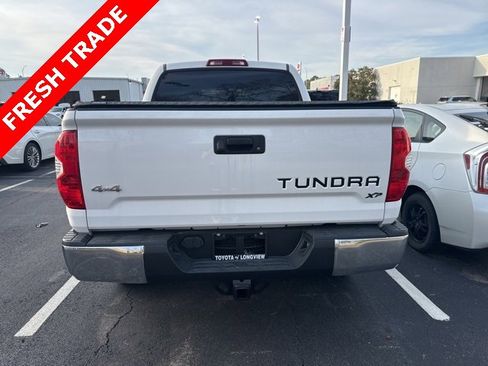 Used 2018 Toyota Tundra SR5 w/ SR5 Upgrade Package image 11