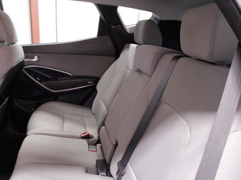 Used 2018 Hyundai Santa Fe Sport image 15