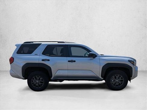 Used 2026 Toyota 4Runner SR5 AWD/4WD image 4