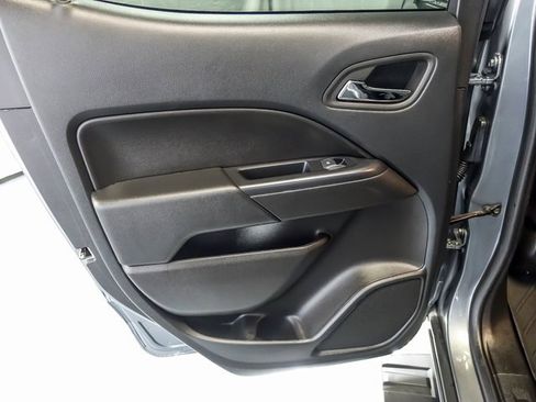 Certified 2022 Chevrolet Colorado LT w/ LT Convenience Package image 25