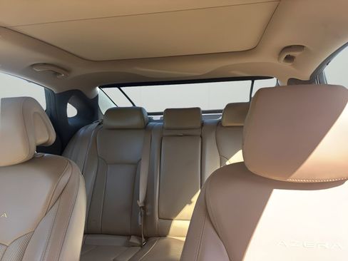 Used 2016 Hyundai Azera Limited FWD image 16