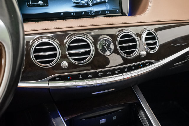 Used 2017 Mercedes-Benz S 550 4MATIC Sedan image 19