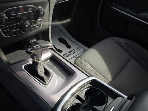 Used 2019 Dodge Charger SXT w/ Cold Weather Package image 19