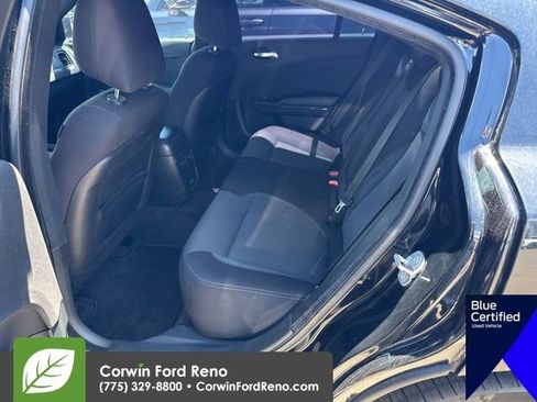 Used 2018 Dodge Charger SXT w/ Blacktop Package RWD image 10