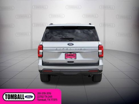 Used 2023 Ford Expedition XLT image 6