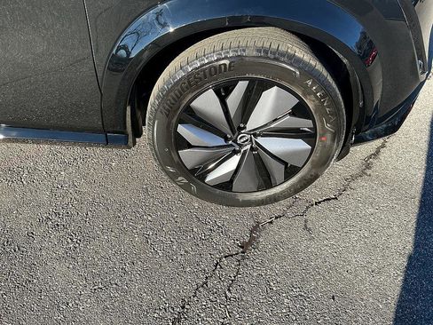 Certified 2023 Nissan Ariya FWD image 10