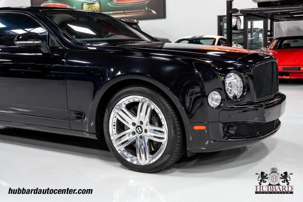 Used 2016 Bentley Mulsanne RWD image 31