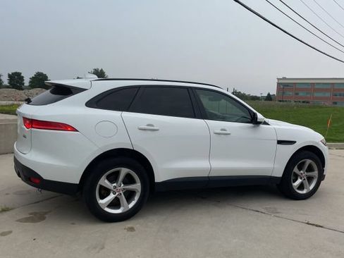 Used 2018 Jaguar F-PACE Premium AWD/4WD image 3
