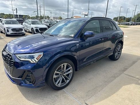 Used 2025 Audi Q3 2.0T Premium w/ Convenience Package AWD/4WD image 5