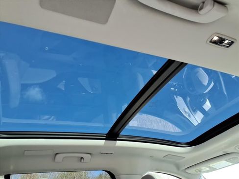 Used 2026 Lincoln Aviator Reserve w/ Luxury Package image 9