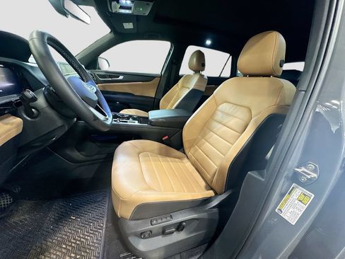 Certified 2025 Volkswagen Atlas Cross Sport SEL AWD/4WD image 23