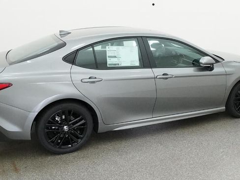New 2026 Toyota Camry SE FWD image 19