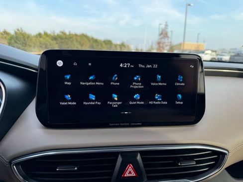 Certified 2023 Hyundai Santa Fe SEL w/ Premium Package image 17