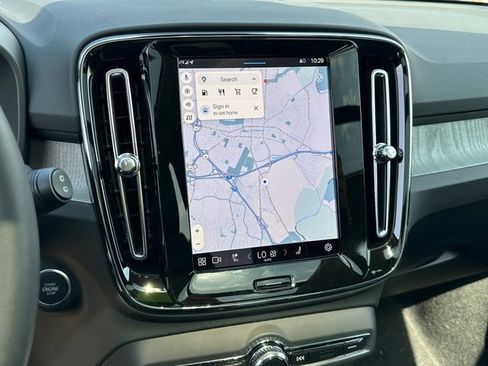 New 2025 Volvo XC40 B5 Ultra w/ Climate Package image 26