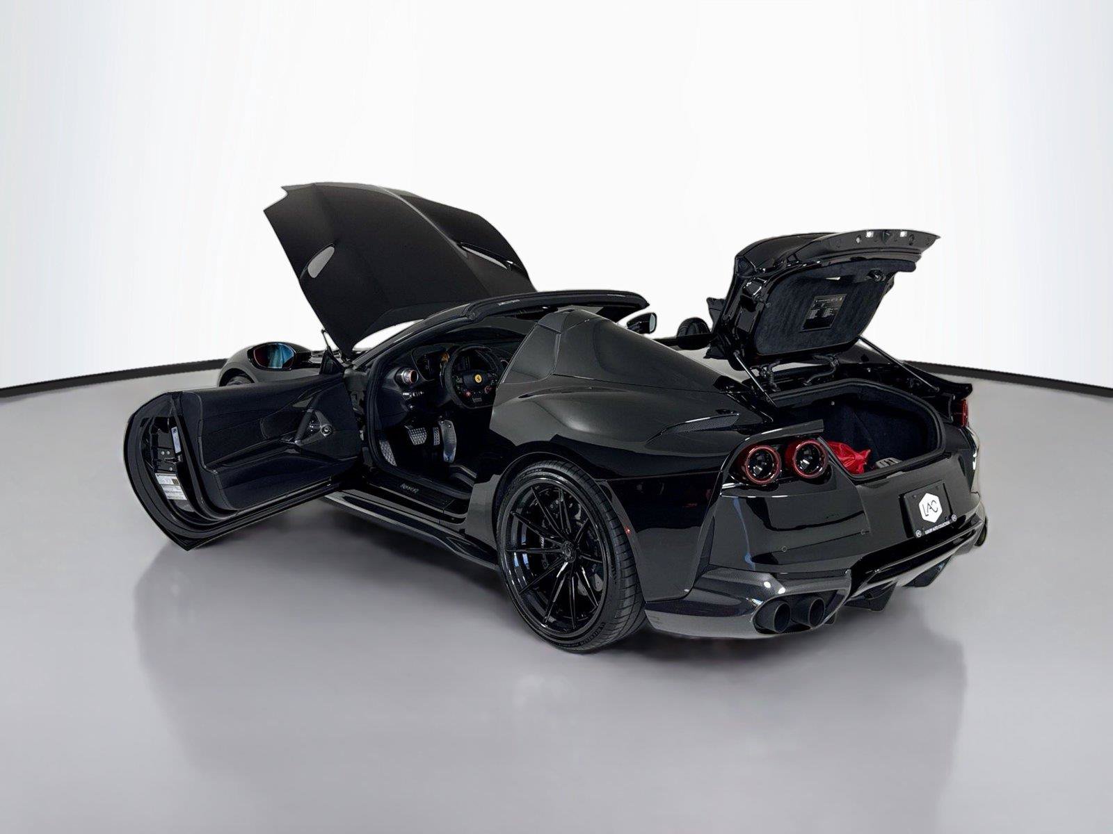 Used 2021 Ferrari 812 GTS RWD image 40
