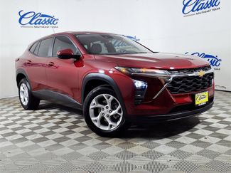 Used 2025 Chevrolet Trax LS w/ LS Convenience Package video 1