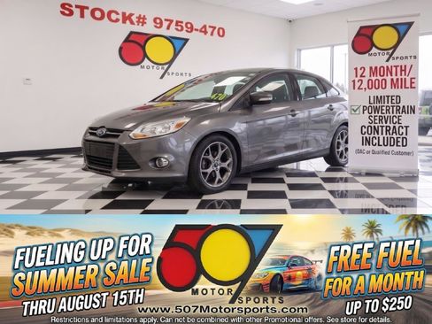 Used 2014 Ford Focus SE w/ Equipment Group 201A FWD image 1