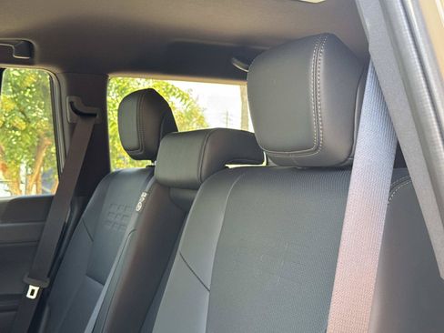 Certified 2025 Lexus GX 550 AWD/4WD image 18