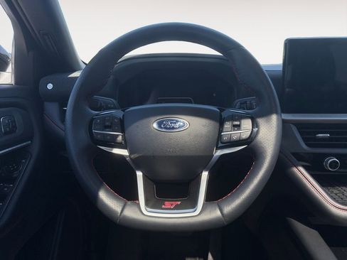 Used 2025 Ford Explorer ST image 20