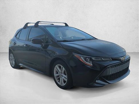 Used 2021 Toyota Corolla SE image 3