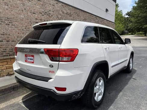 Used 2012 Jeep Grand Cherokee Laredo RWD image 5