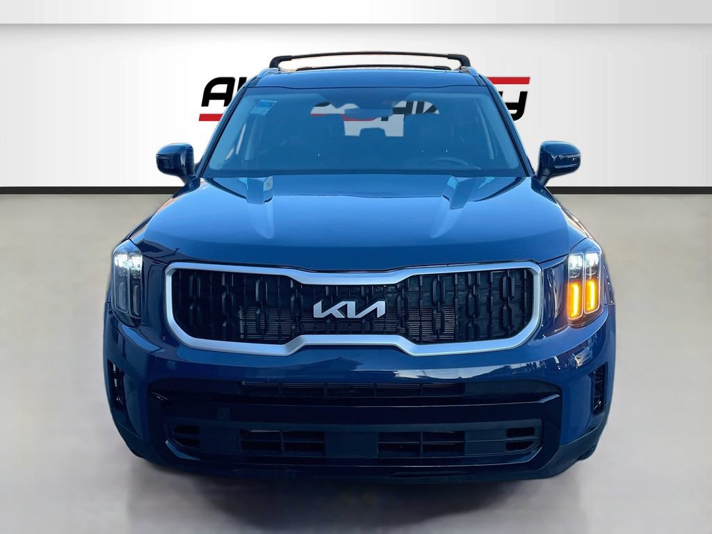 Used 2025 Kia Telluride EX AWD/4WD image 2