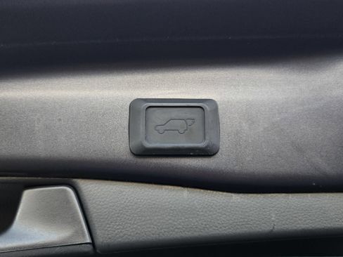 Certified 2025 Toyota RAV4 XLE w/ Convenience Package AWD/4WD image 24