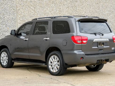 Used 2011 Toyota Sequoia Platinum image 11