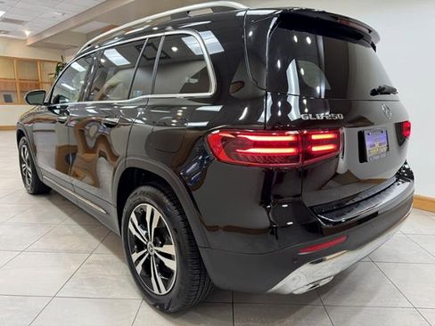 Used 2025 Mercedes-Benz GLB 250 image 3
